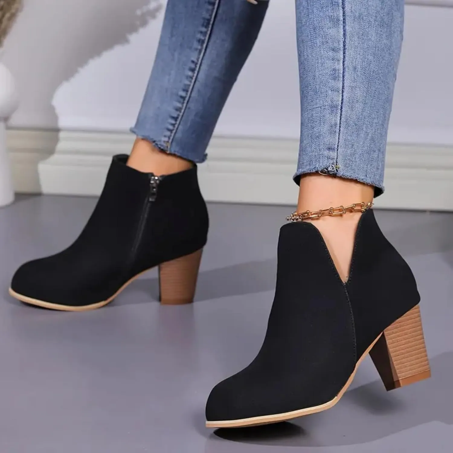 AMDBEL Booties for Women Dressy 2024 Ankle Boots V Cut Chelsea Pump Boots Closed Toe Stacked Heel Booties Shoes