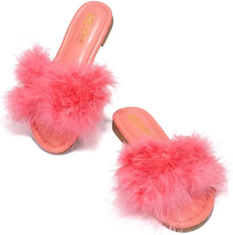 Cape Robbin Women's Sandal-1 Feather Slip On Slide Flat