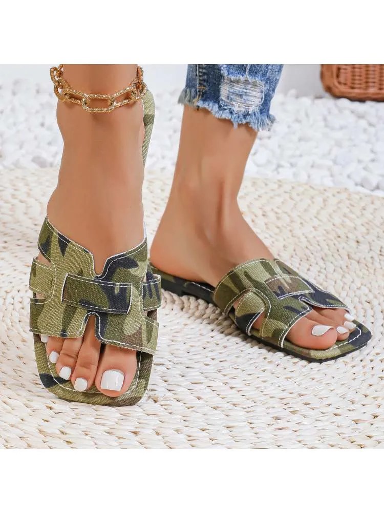 Cozy Chic: Women's Plush Slip-On Slippers for Ultimate Comfort
