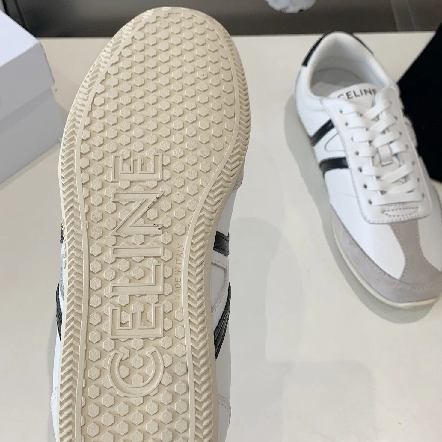 Early access Celine IN OPTIC CALFSKIN & SUEDE WHITE/GREY/BLACK JOGGER SNEAKER Value-for-money CALFSKIN LOW LACE-UP