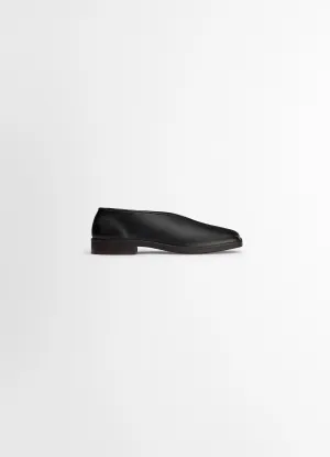FLAT PIPED SLIPPERS