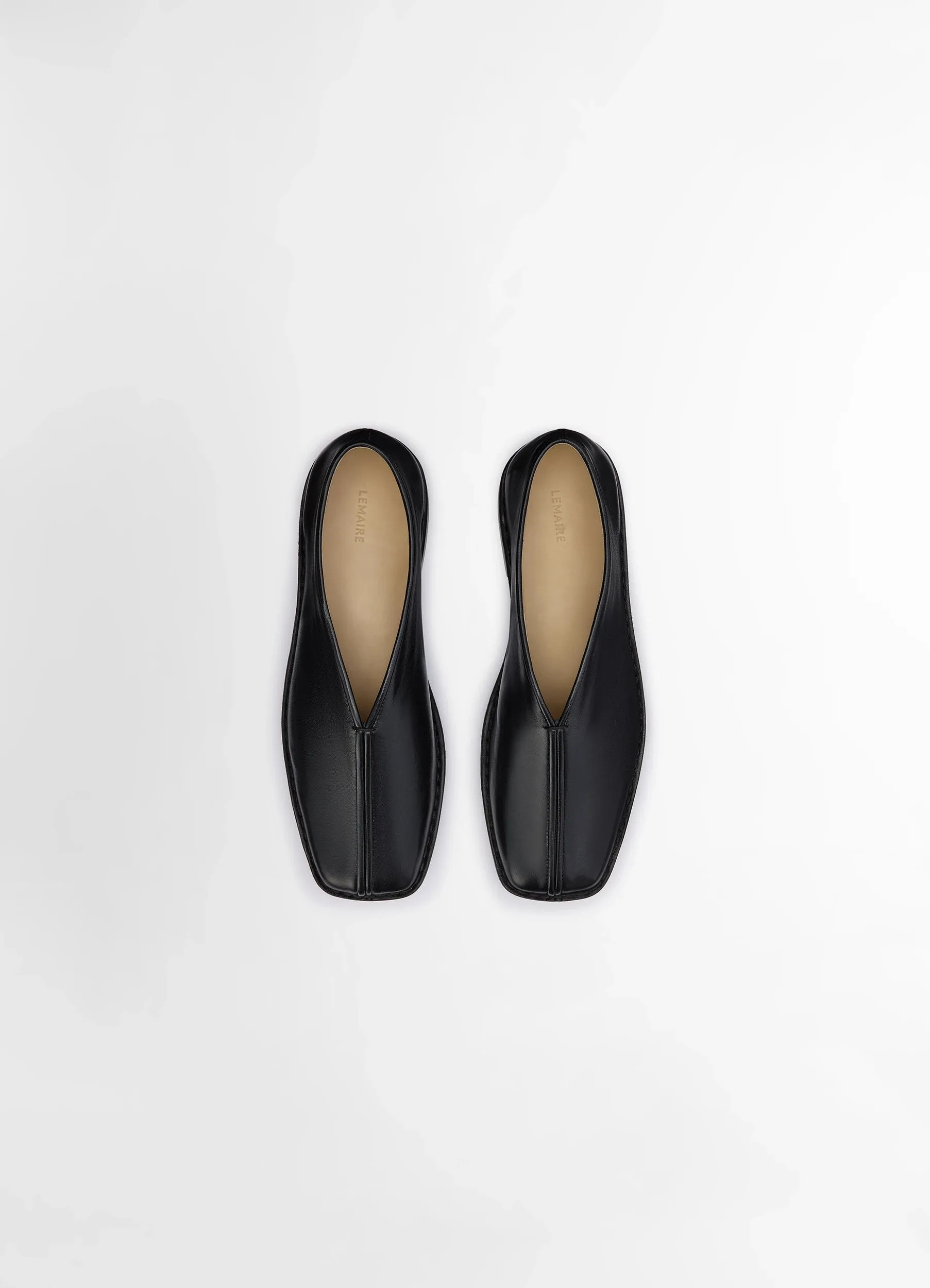 FLAT PIPED SLIPPERS