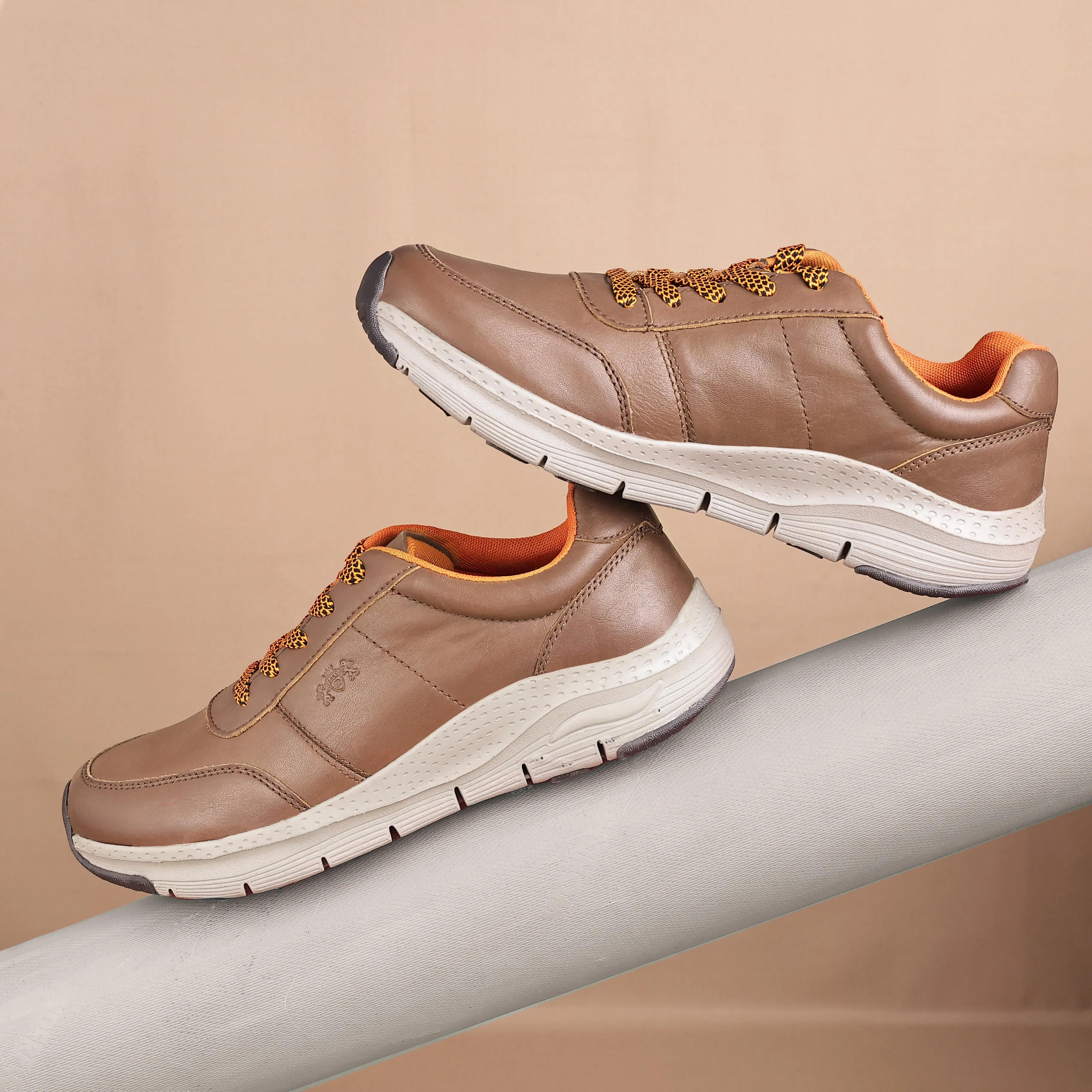Graham Men's Casual Trainers - TAN