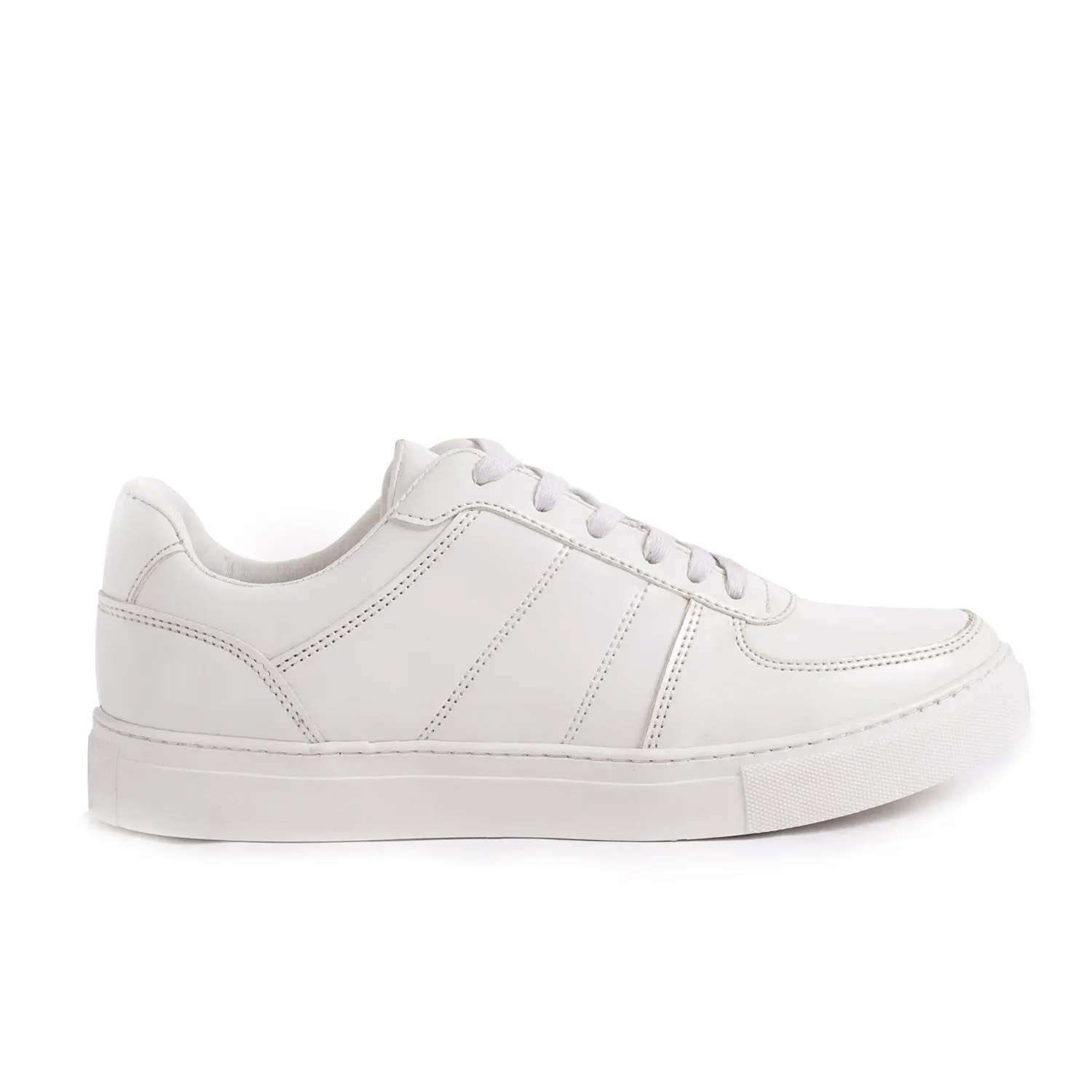 Low Top Laced Sneaker