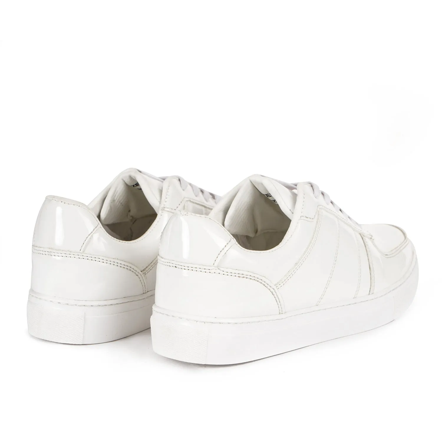 Low Top Laced Sneaker