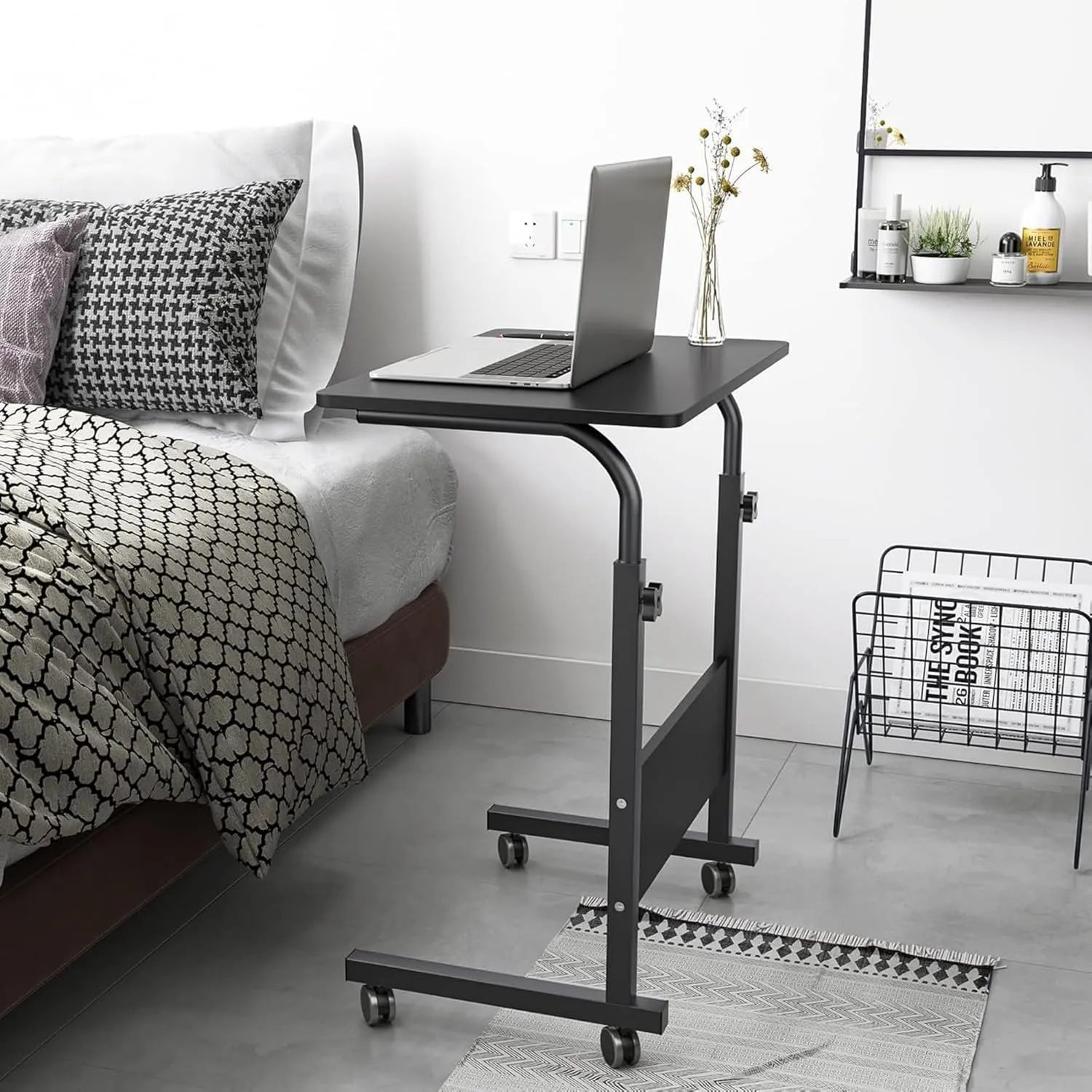 Mobile Side Table 23.6 Inch Computer Desk with Wheels Height Adjustable Rolling Potable Laptop Cart, C-Shaped Bed Couch End Tables with Baffle for Livingroom Bedroom School