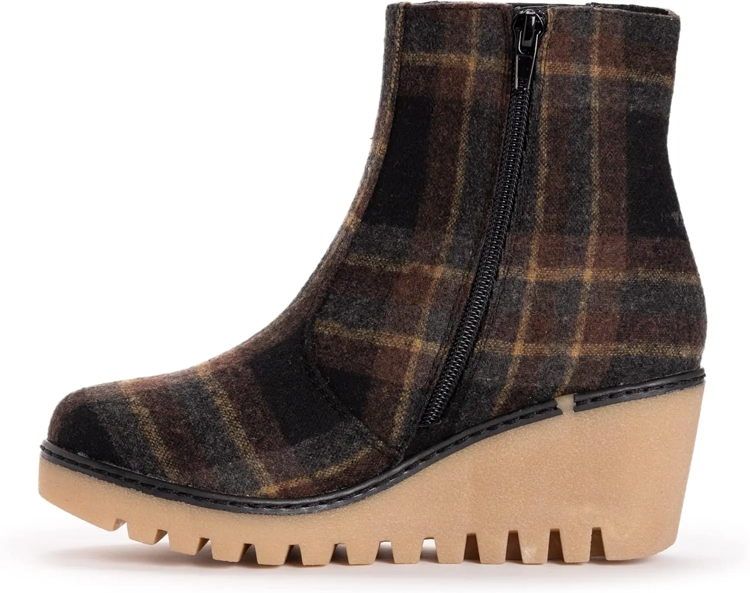 MUK LUKS Women's Vermont Essex Boots