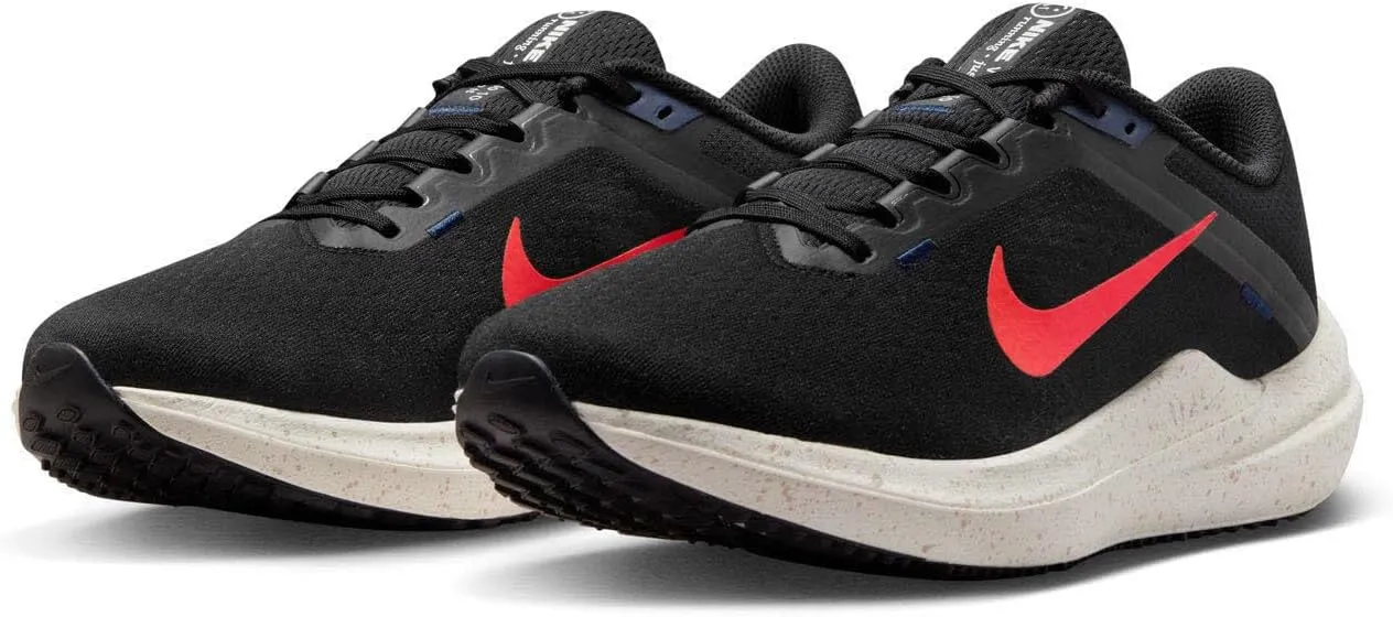 NIKE Men's Sneaker