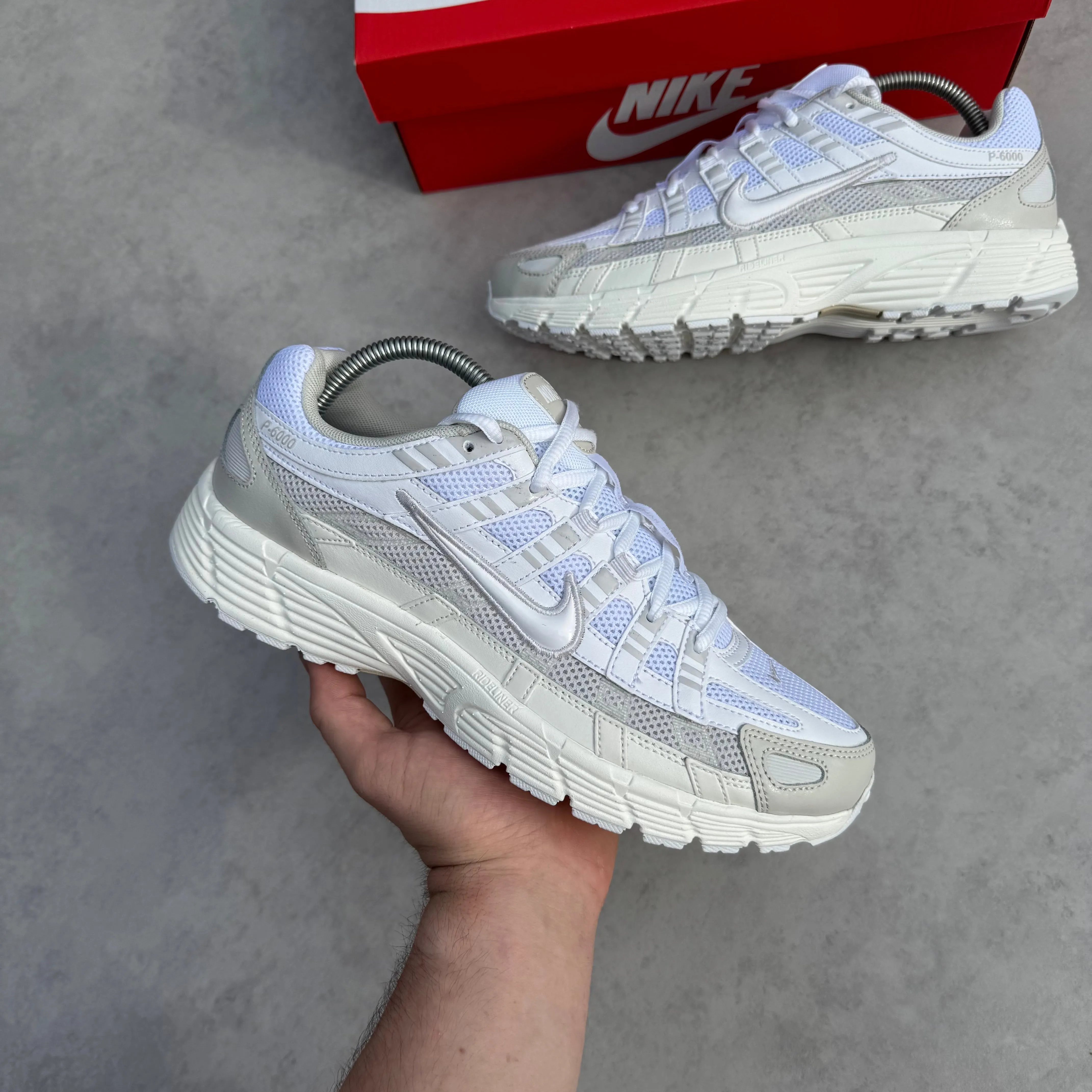 NIKE P-6000 WHITE SAIL VAST GREY