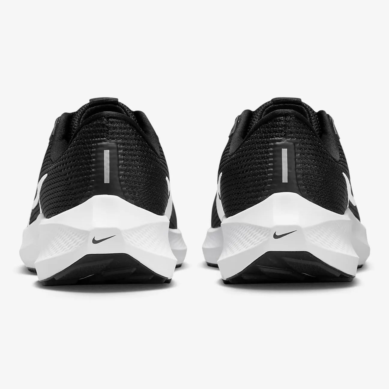 Nike Women's Gymnastics Shoes Sneaker