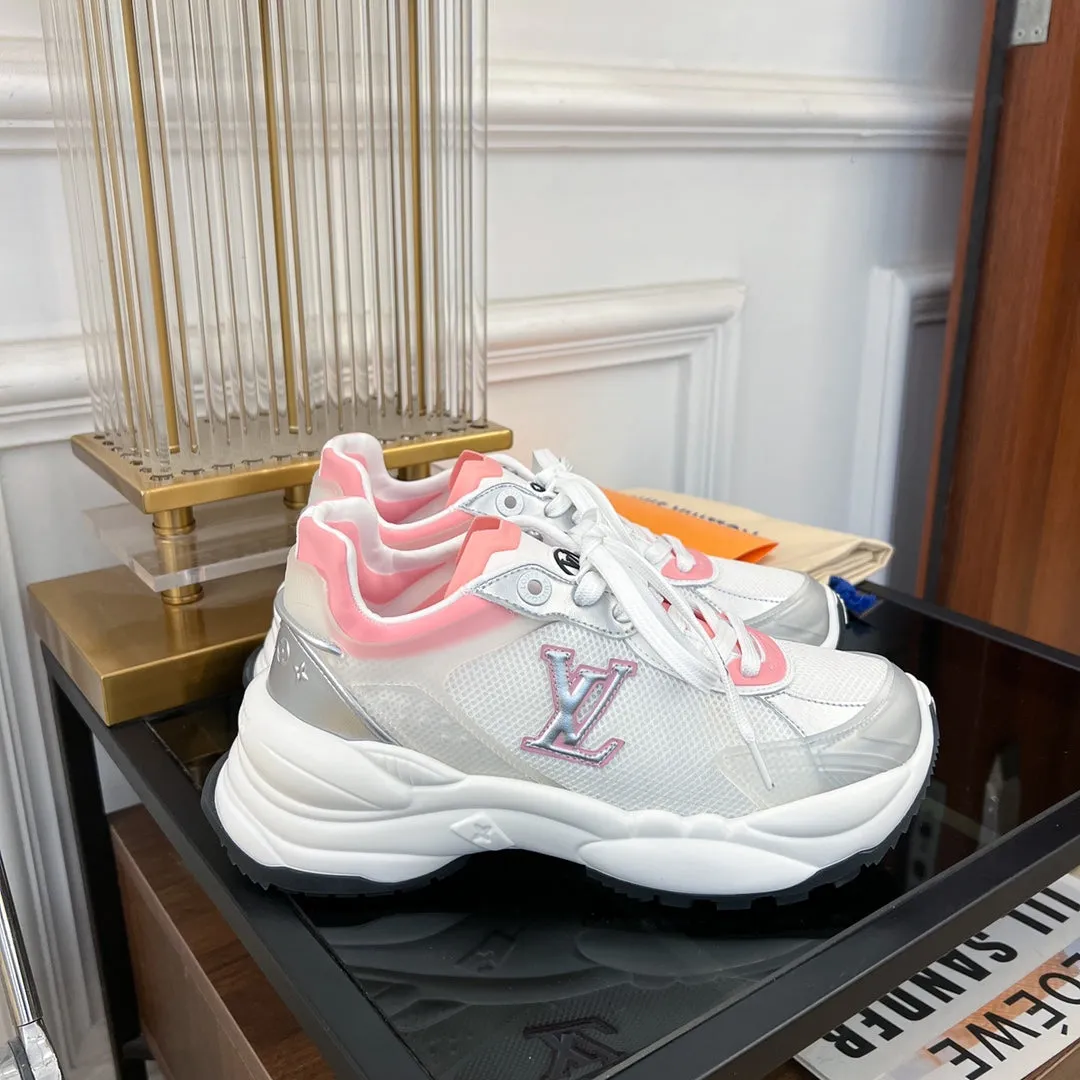 PINK Instant access Vuitton SNEAKER RUN Louis 55 All-in-one collection
