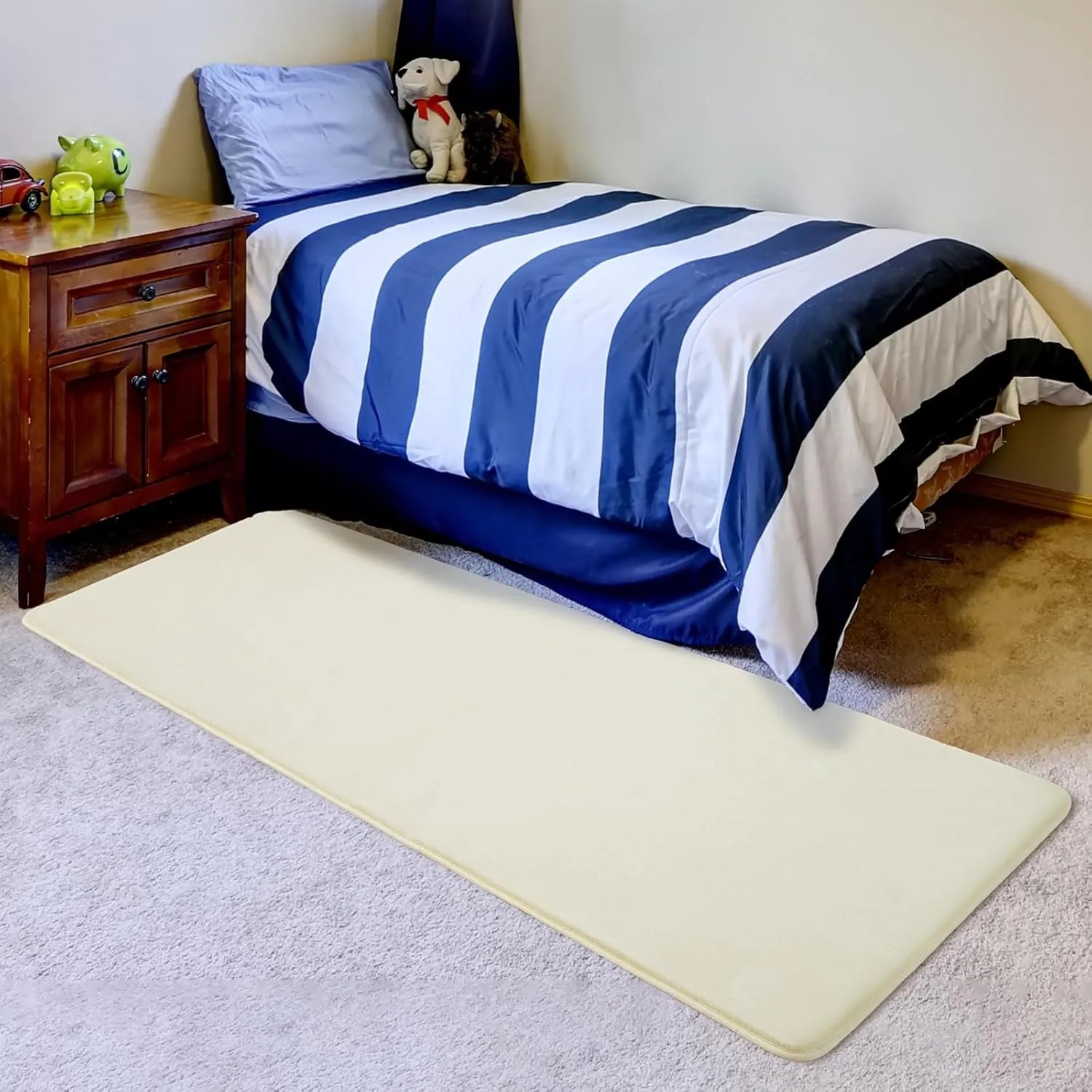 Przemy Washable Runner Rug for Bedroom Living Room, 2x6 Feet Cream Memory Foam Rug, Super Soft Modern Indoor Runner Carpet for Hallway Bedside Kids Room Girls Boys Dorm Nursery Decor Mat