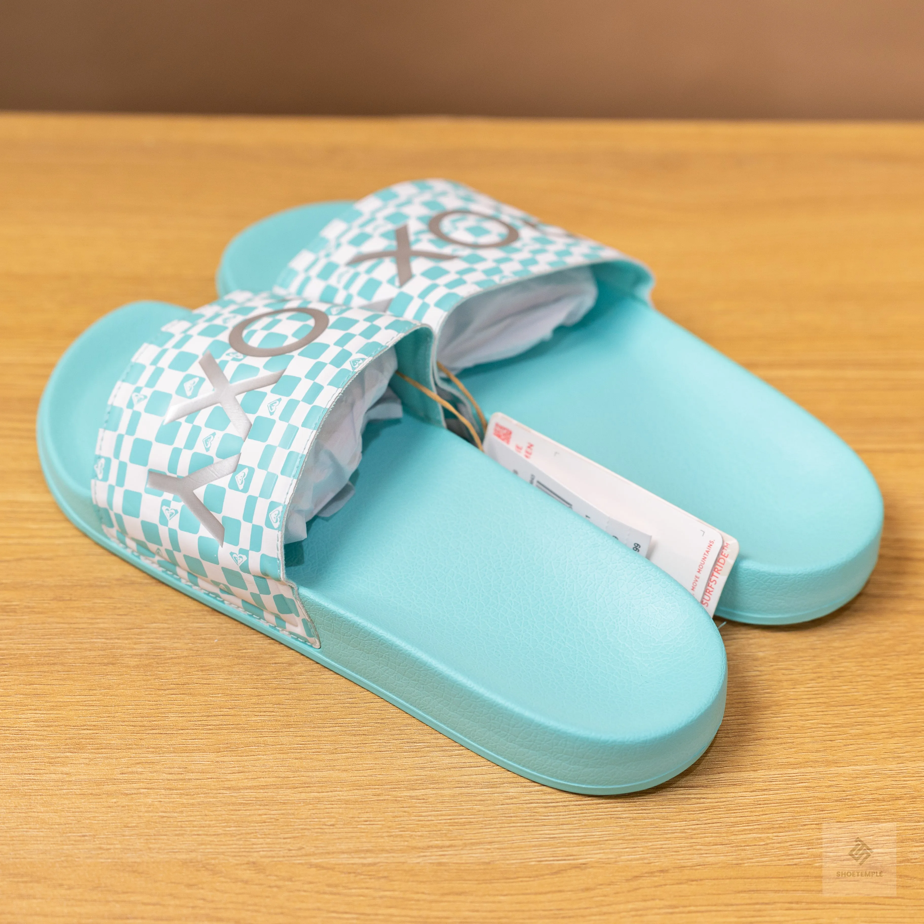 Roxy Slides Check Pattern