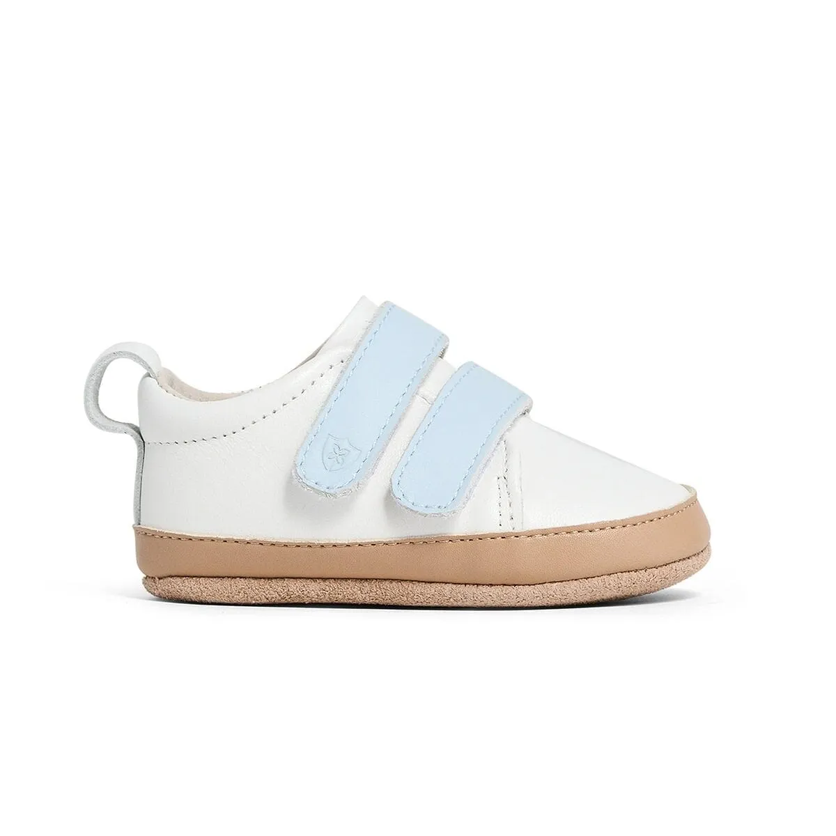 Scout in White/Blue