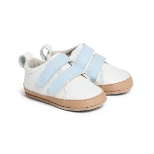 Scout in White/Blue