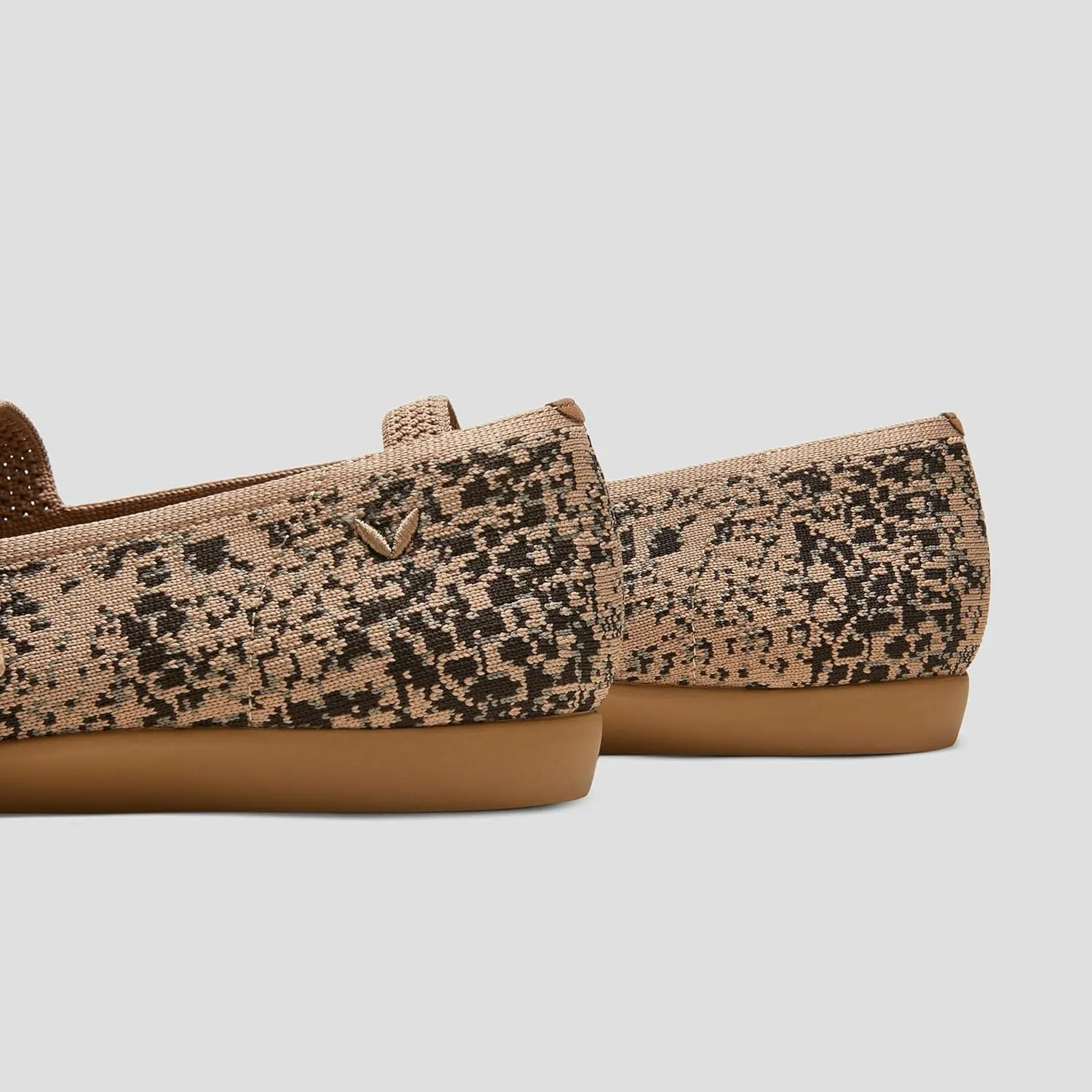 VIVAIA Margot Walker Mary Jane Women Flat Shoes Slip on Square-Toe Washable Shoes Comfortable for Work with Arch Support
