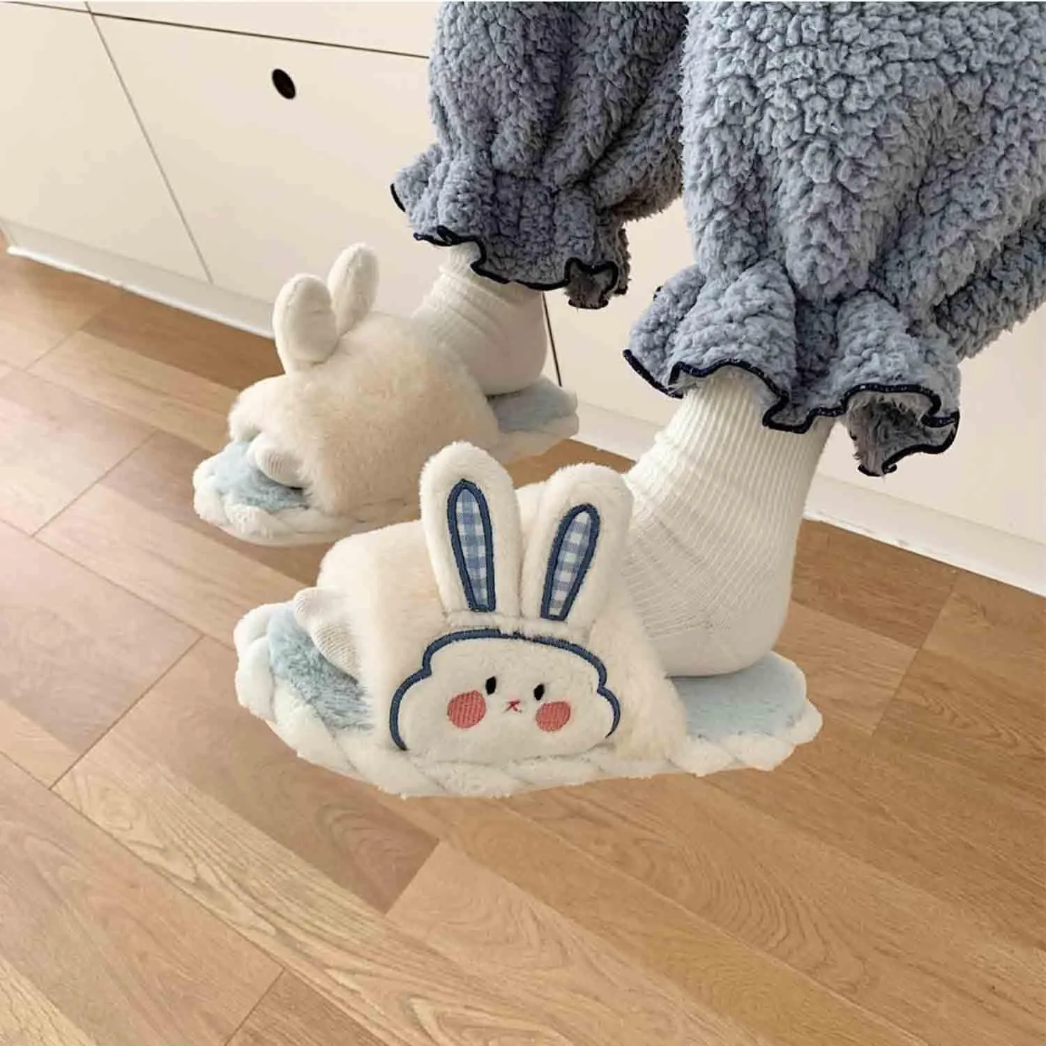 Women Rabbit Slippers for Kids Girls Cute Fluffy Memory Foam House Slippers Warm Plush Bedroom Anti-Slip Animal House Shoes