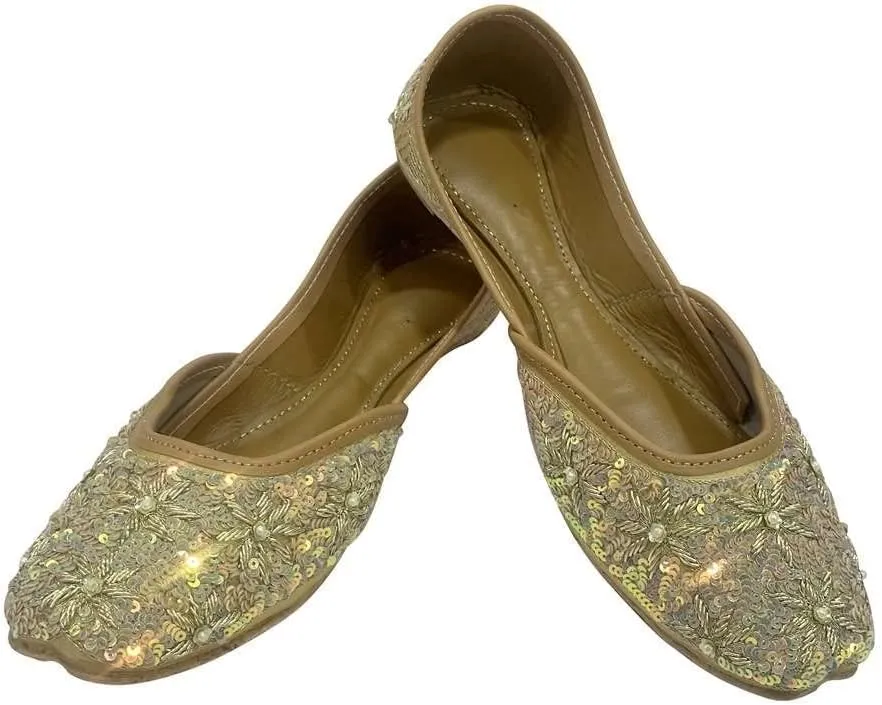 Women's Punjabi Jutti for Ethnic Shoes Cream Gold Wedding Shoes Mojari Traditional Indian Jooti Sandles Handmade Juti