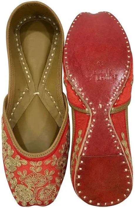 Women's Punjabi Jutti for Ethnic Shoes Cream Gold Wedding Shoes Mojari Traditional Indian Jooti Sandles Handmade Juti