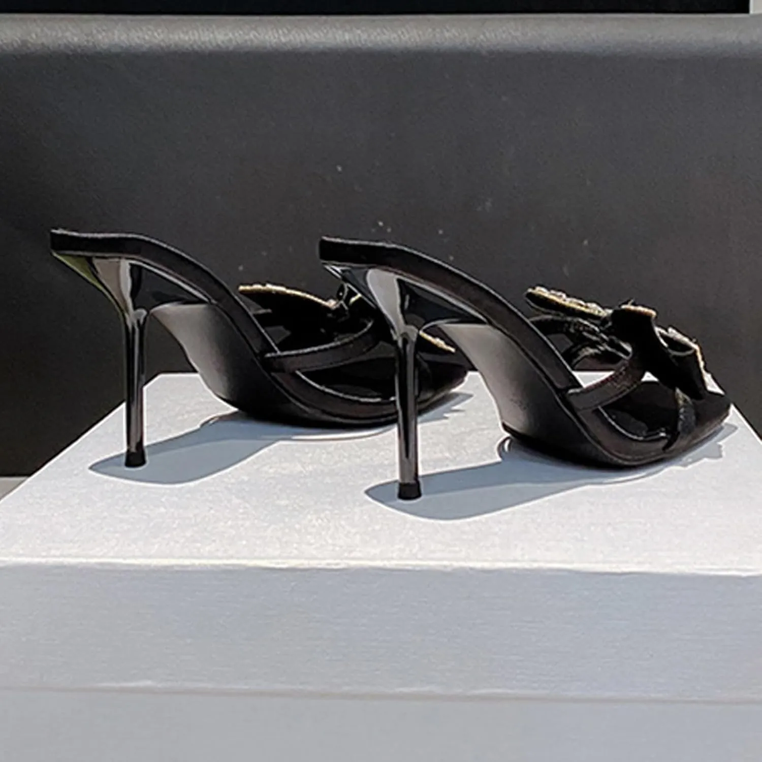 Women's Rhinestone Bow Stiletto Sandals Fashion Square Toe Open Toe Satin Slip-On Mule High Heels Wedding Party Sandals