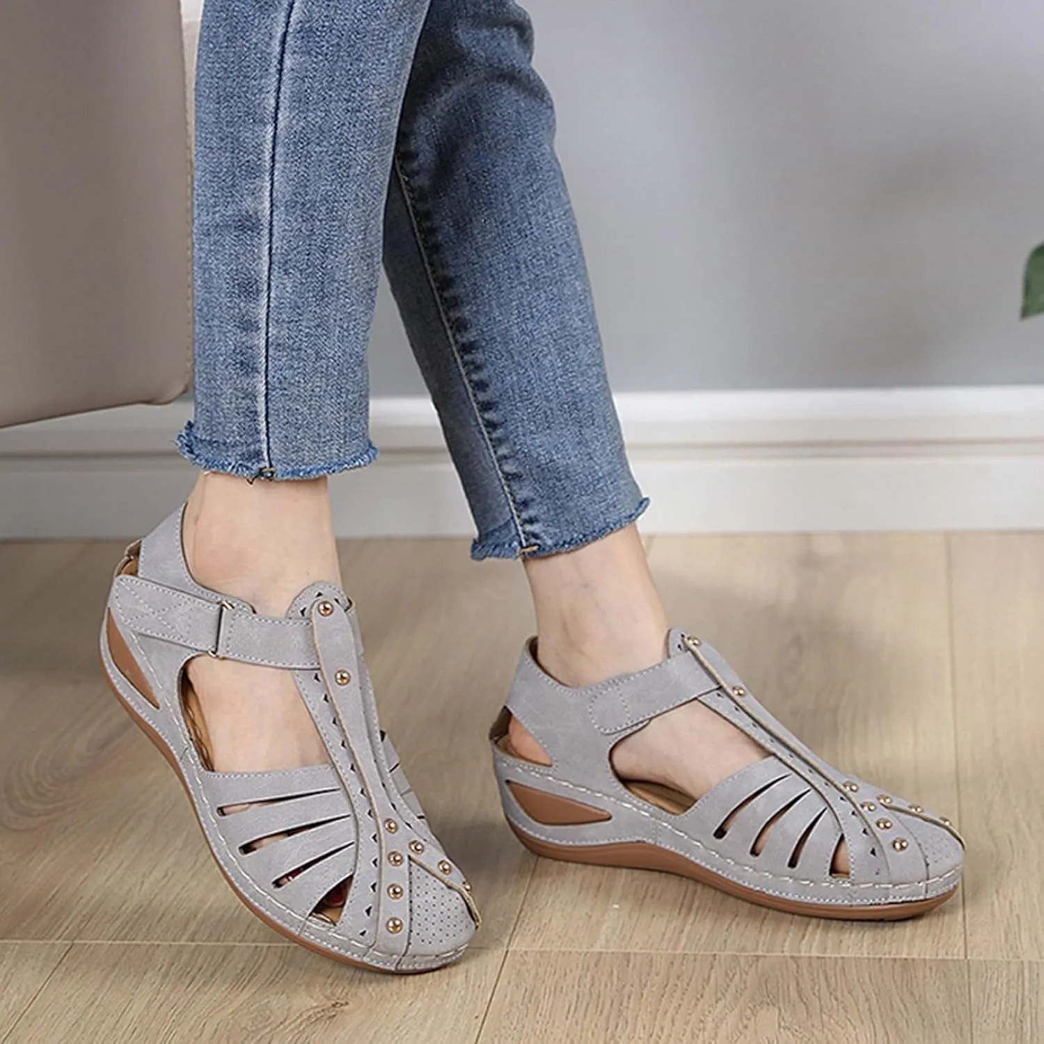 Womens Sandals Dressy Summer Beach Bohemia Ankle Strap Causal Comfortable Closed Toe Tan Sandals for Women Flat Slip on