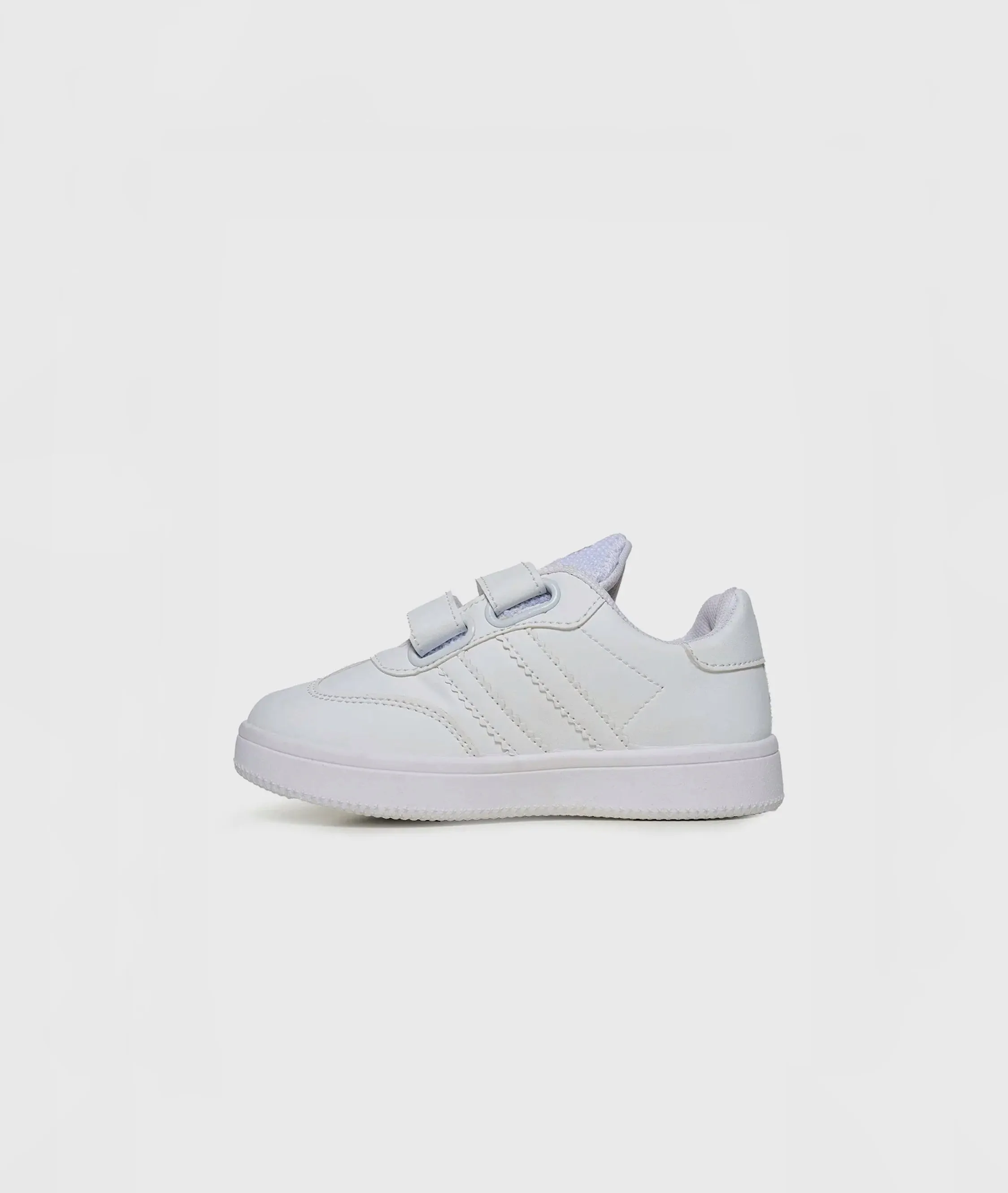 Youth Vespa Velcro Shoe in White